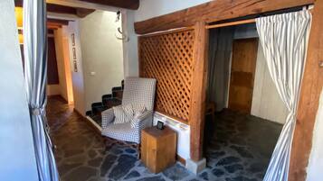 Gite Marmotte, sauna & hamam, vue montagne | 4 bedrooms, Tempur-Pedic beds, individually decorated