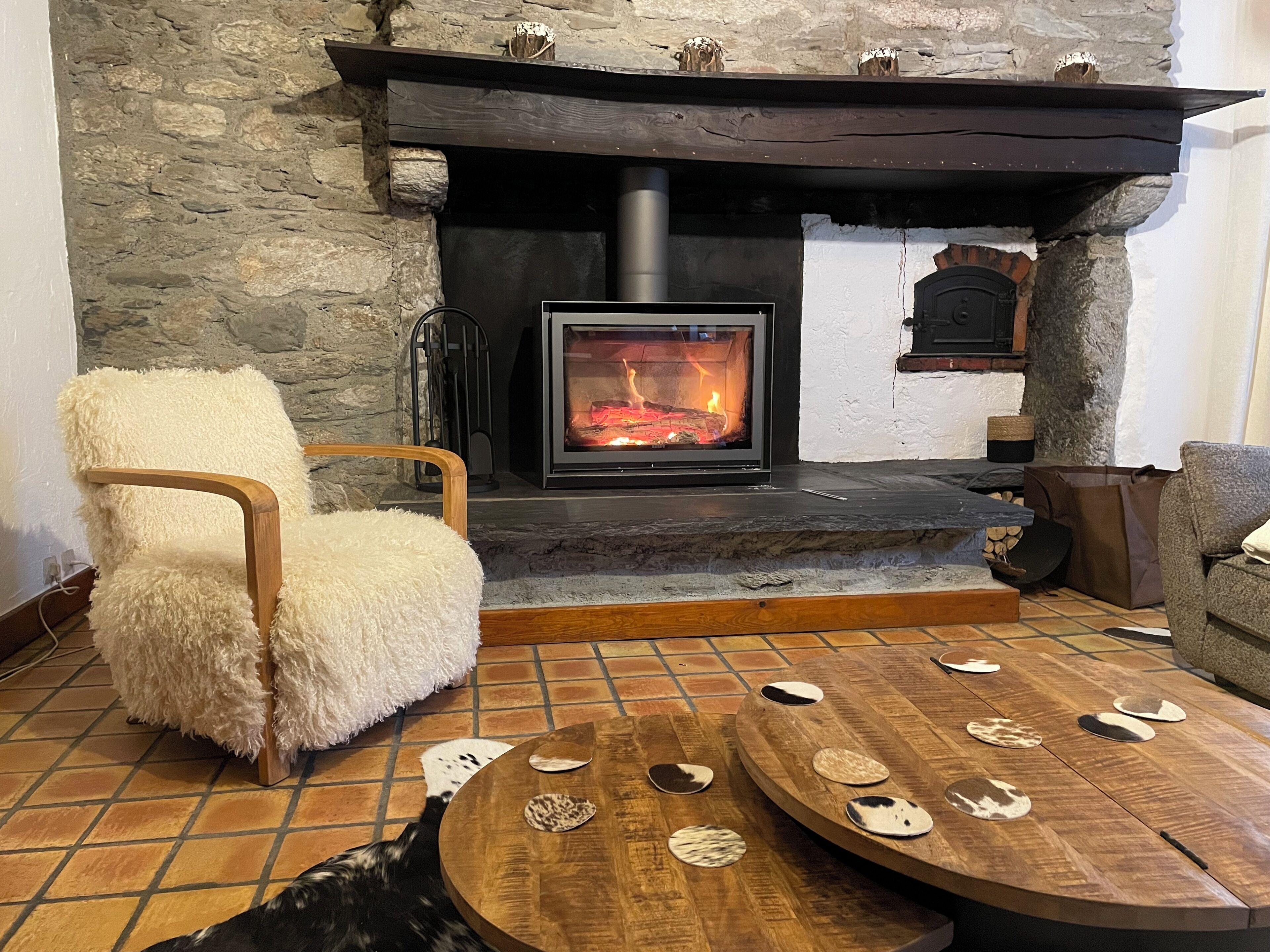 Gite Mouflon,bain à remous, vue montagne | 行政酒廊