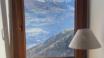 Gite Mouflon,bain à remous, vue montagne | 4 habitaciones, camas Tempur-Pedic y decoración personalizada