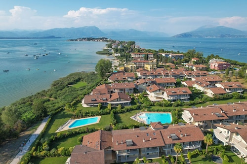 Caesar Sirmione Luxury Apartment F02