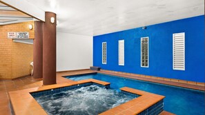 Pool - Warley Retreat in Cowes (Cowes)