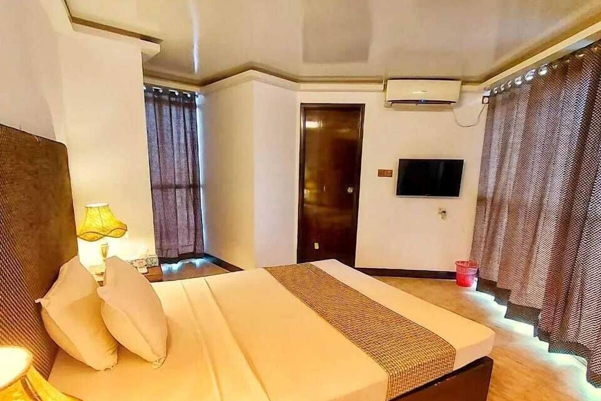 Deluxe Room | 20 bedrooms, WiFi (free)