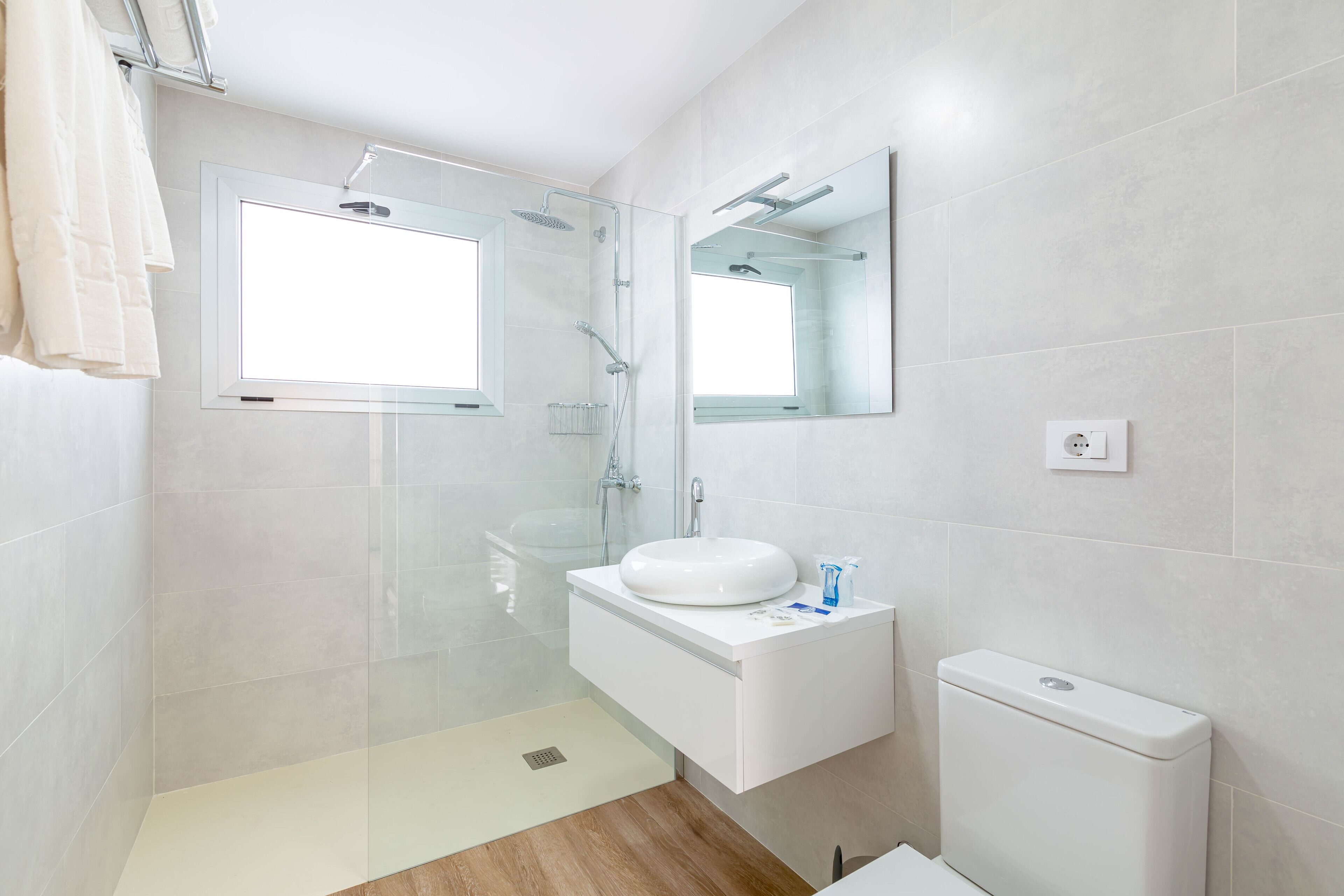 Eenvoudige bungalow | Badkamer