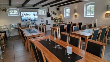 TĂ€gliches FrĂŒhstĂŒcksbuffet (125 DKK pro Person)