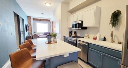 Stay Lincoln Park 1 | Craft District Condo