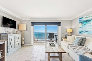 TV, offices - The Summit 1121 Summa (Panama City)