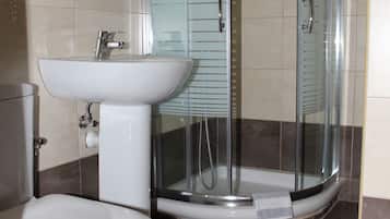 Kamar Double Ekonomi | Kamar mandi | Pengering rambut