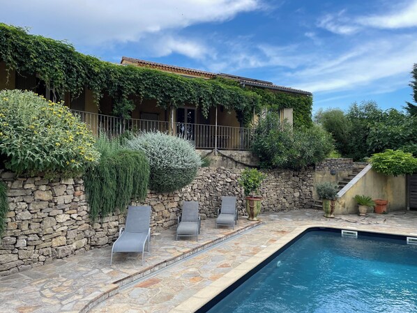 Outdoor pool - In the Cévennes (Générargues)