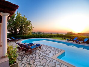 Villa | 3 chambres, lit parapluie