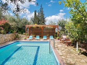 2 habitaciones y cuna de viaje 