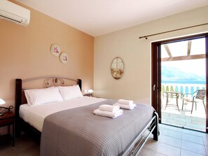 4 bedrooms - Villa Alexandros in Spartia (Kefalonia)