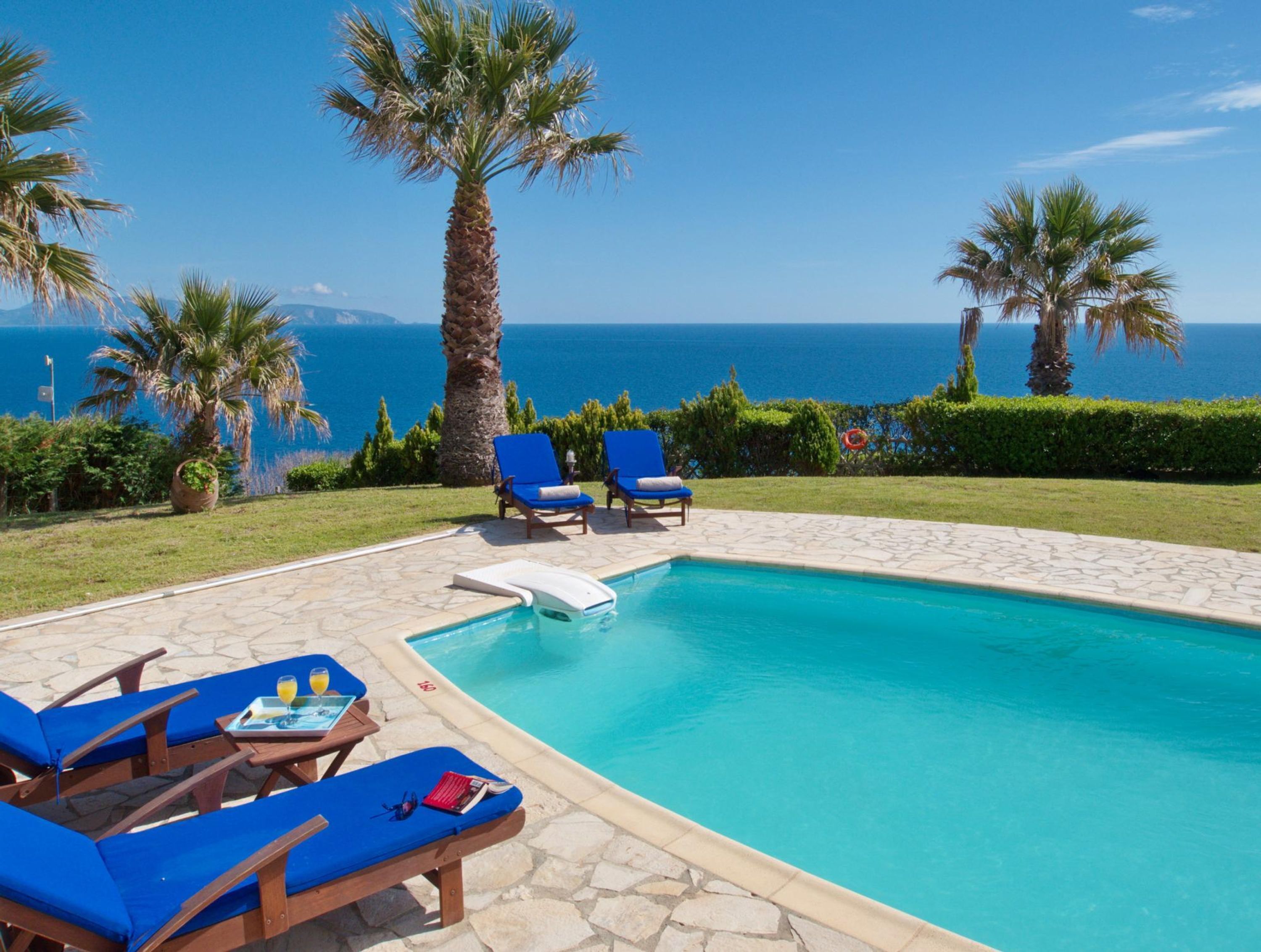 Villa | 3 bedrooms, travel crib