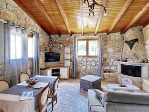 House | 2 bedrooms