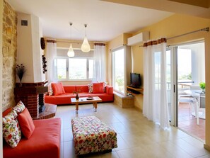 Villa | 3 bedrooms, travel crib - Villa Avra in Vrises (Apokoronas)