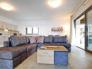 Huvila | 3 makuuhuonetta, vauvan matkasänky