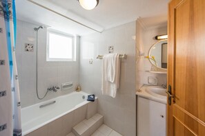 House | 3 bedrooms