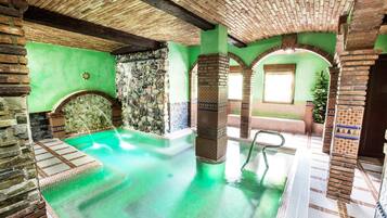 Deep-tissue massages, massages