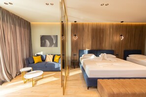 Deluxe Family Room | Minibar, brankas, kedap suara, dan Wi-Fi gratis