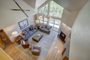 Condo, 4 Bedrooms | Living room | Flat-screen TV, fireplace