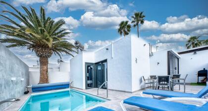 Casa Eva - Pool, BBQ & Free Parking By LVH