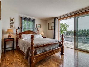 3 chambres, bureau, fer et planche à repasser, Wi-Fi gratuit