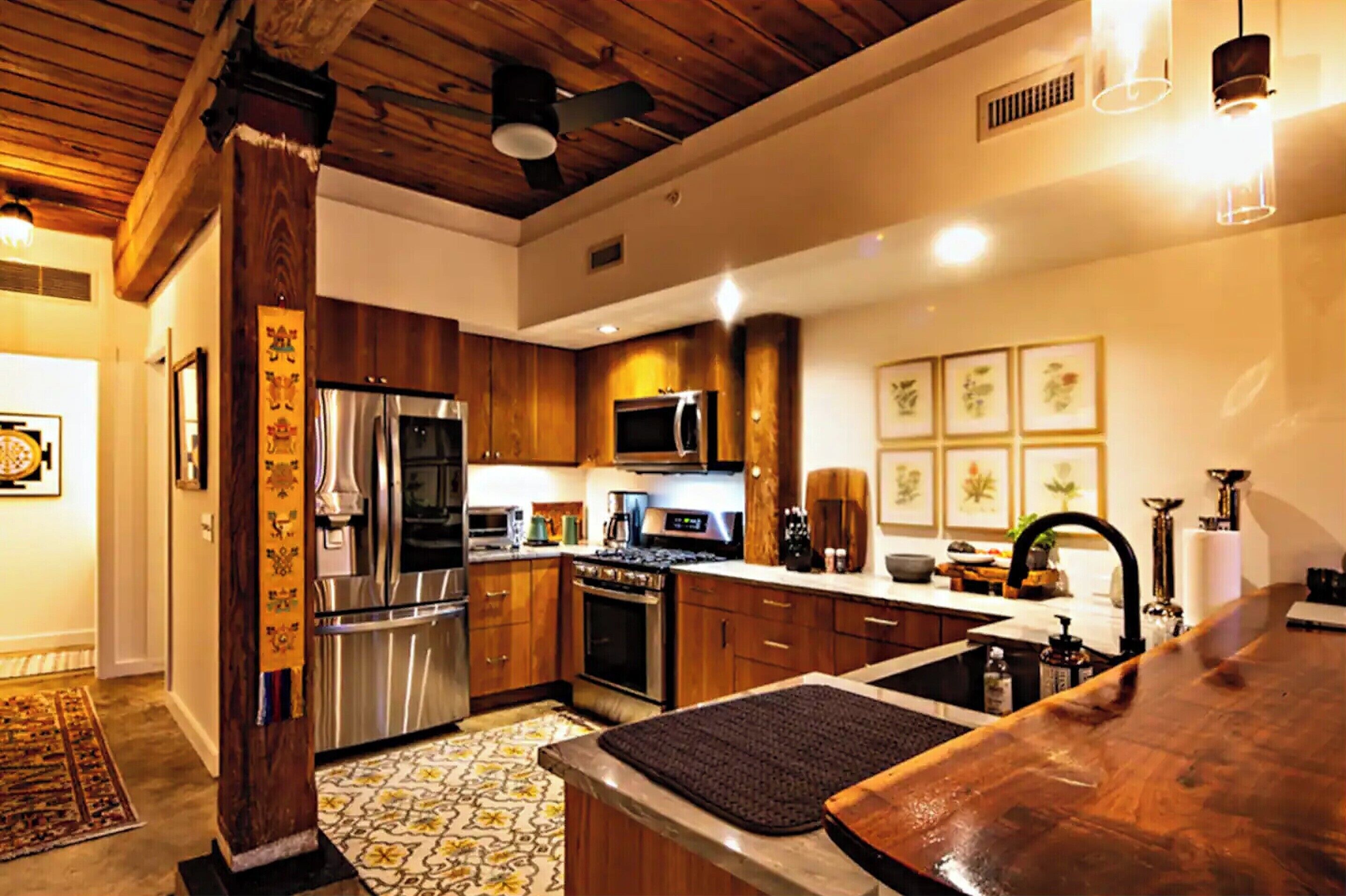 冰箱、微波炉、烤箱、炉灶