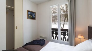 1 bedroom, WiFi, wheelchair access - Wifi, 50m from resort center, sauna, jacuzzi, hammam, terrace, balcony, parking, tv, ski locker (Loudenvielle)