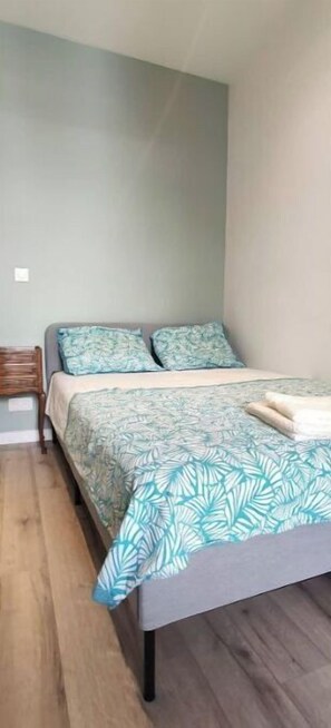 1 Schlafzimmer, Bügeleisen/Bügelbrett, Reisekinderbett, kostenloses WLAN