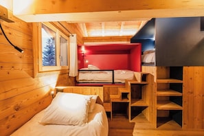 6 chambres, fer et planche à repasser, Wi-Fi gratuit, draps fournis
