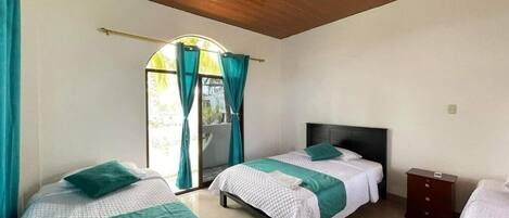 Comfort Double Room, 2 Double Beds, Balcony | Front of property