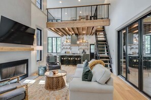 Smart TV, fireplace, offices