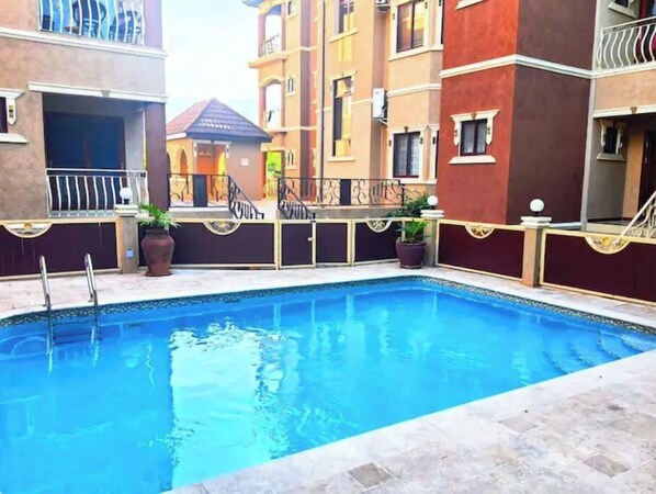 Pool - Island Odyssey - where comfort meets experience. (Kingston)