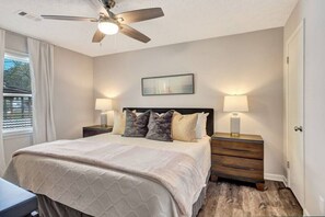 3 Schlafzimmer, Schreibtisch, Bügeleisen/Bügelbrett, kostenloses WLAN