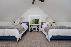 2 habitaciones, cuna de viaje, wifi gratis y ropa de cama