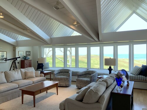 Stunning private family home - spectacular sunsets