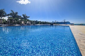 Pool - Casa Tortuga w/ Pool, Hot Tub, Gym 1M (San Miguel de Cozumel)
