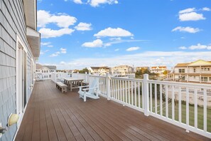 Outdoor dining - Specials, Luxury! Elevator, Pool, Hot Tub, Private Pool, C0947 (Corolla)