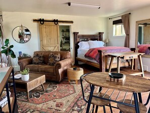 1 dormitorio, tabla de planchar con plancha, wifi gratis y ropa de cama