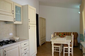 Dining - Apartment with pool in the Residence Badus (Badesi)