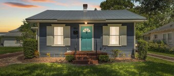 The Blue House in Historic Downtown Lakeland