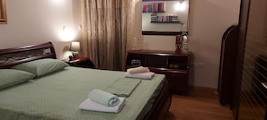 4 camere, Wi-Fi gratuito