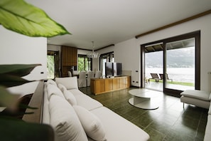 TV connectée, cheminée