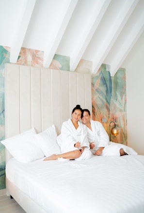 Loft, 1 llit de matrimoni gran, vistes al port | 1 dormitori, roba de llit d'alta qualitat i minibar