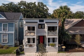 Exterior - *Cozy Springfield Abode* AC, Wifi, W/D (Jacksonville)