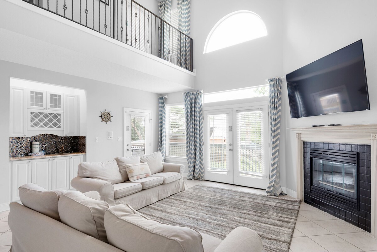 Photo 7 of 🐶️ Pet Friendly I Fenced Yard I 5BR Serenity by the Sea🐶️