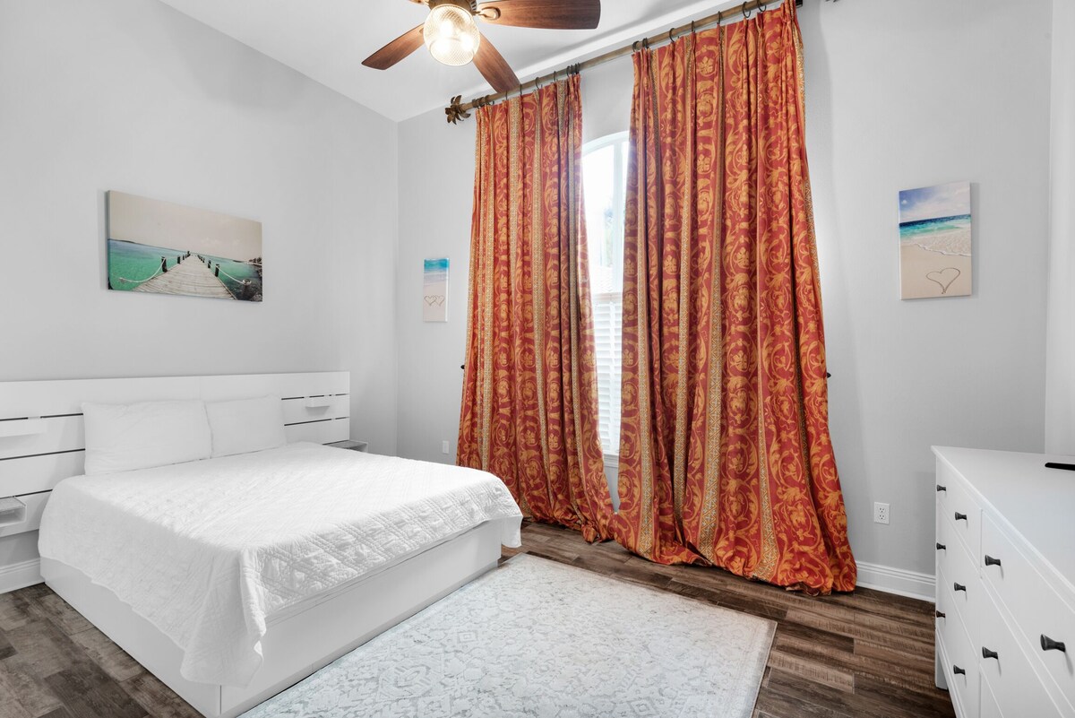 Photo 26 of 🐶️ Pet Friendly I Fenced Yard I 5BR Serenity by the Sea🐶️