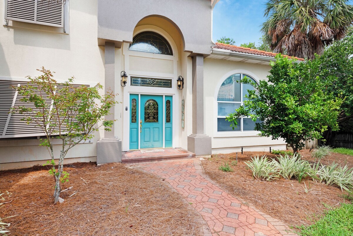 Photo 6 of 🐶️ Pet Friendly I Fenced Yard I 5BR Serenity by the Sea🐶️