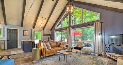 Pet-Friendly Stanwood Sanctuary w/ Fire Pit!