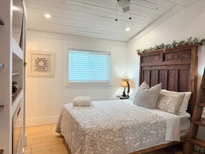 4 bedrooms, travel cot, free WiFi, bed sheets