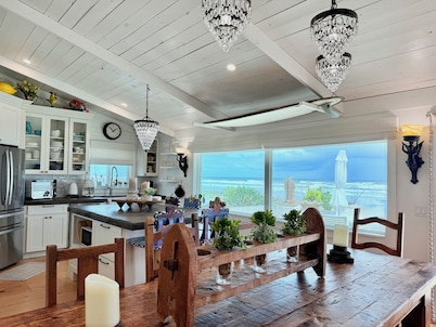 •Direct Beachfront Home •4BR 3.5BA •Sleeps 11 •0.5 Mile Walk to Flagler Ave